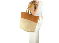 Carpet Shopper - Rust