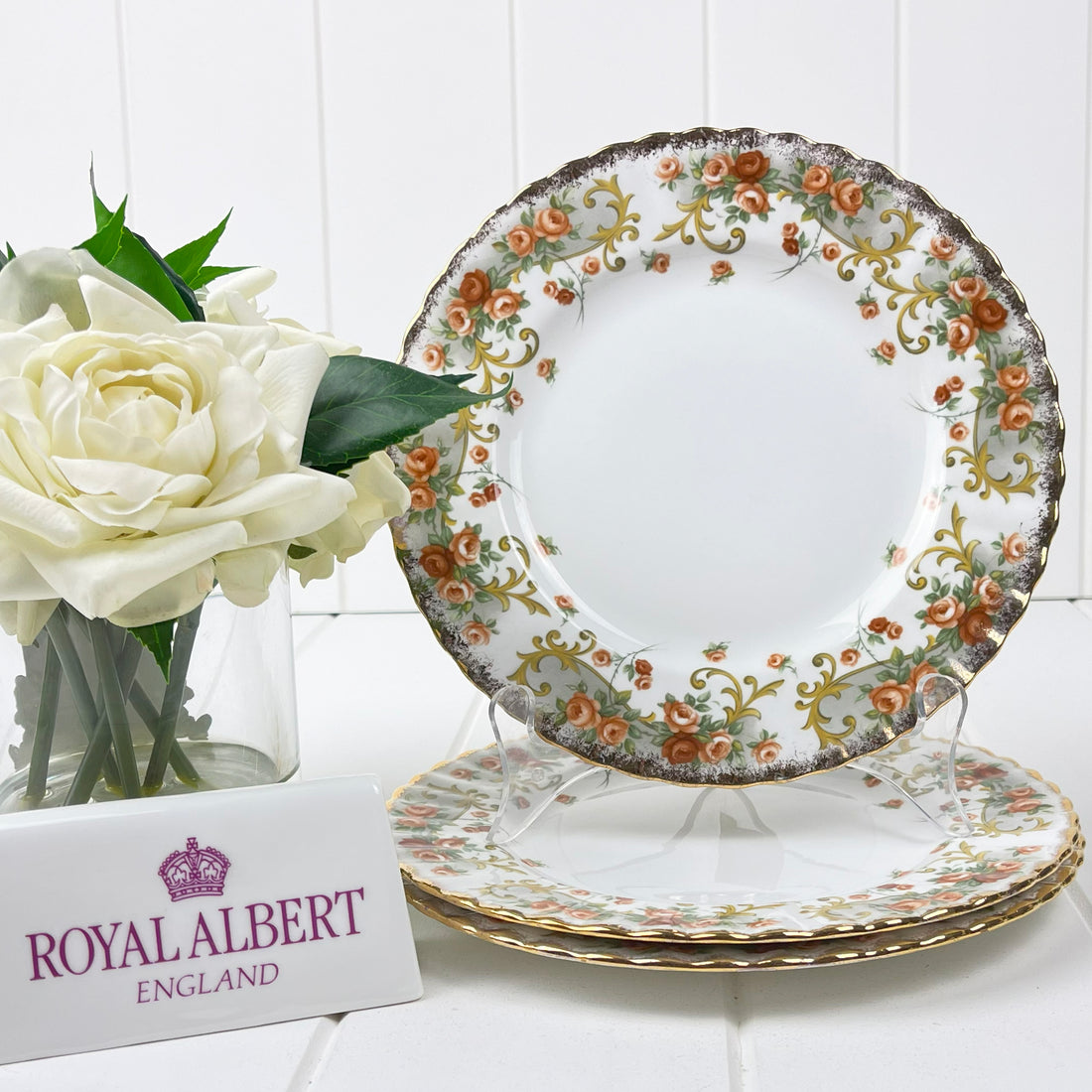 Royal Albert Vintage Sheraton Series Belinda Entree Plate