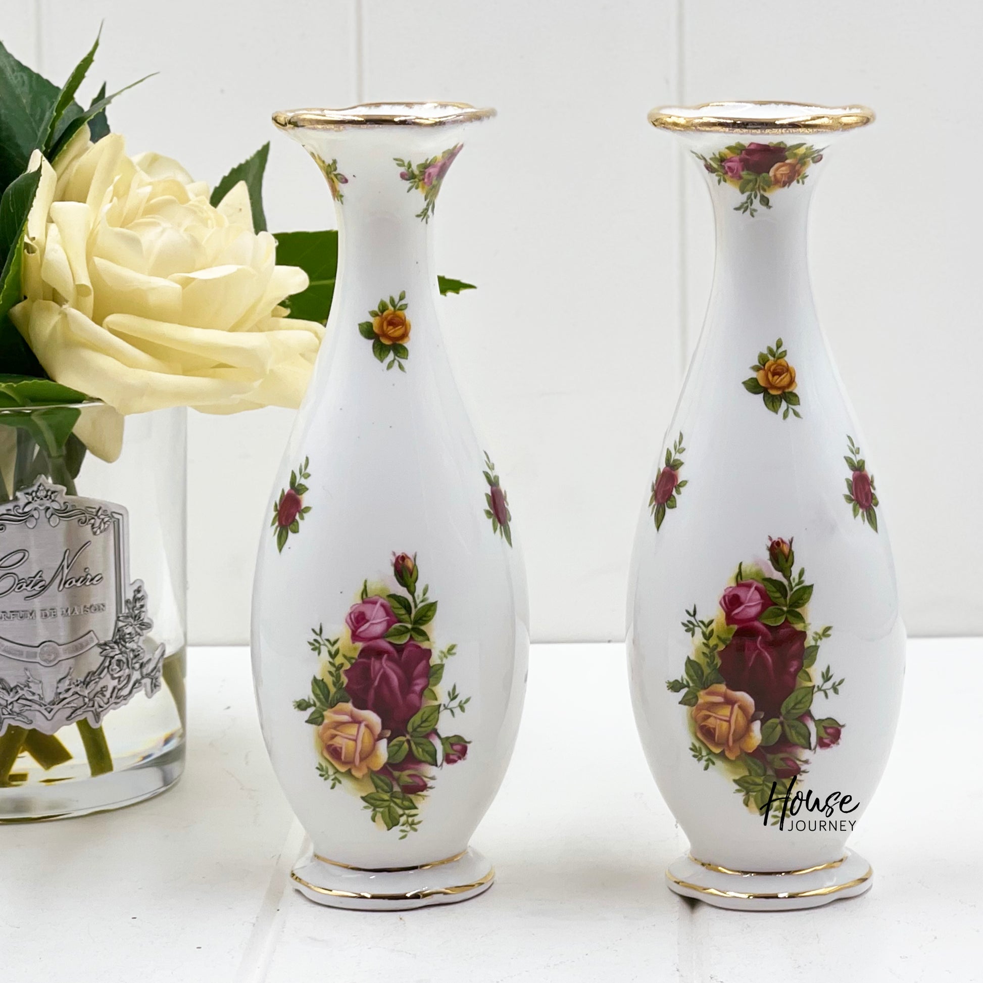 Royal Albert Vintage Old Country Roses 19cm Pair of Bud Vases