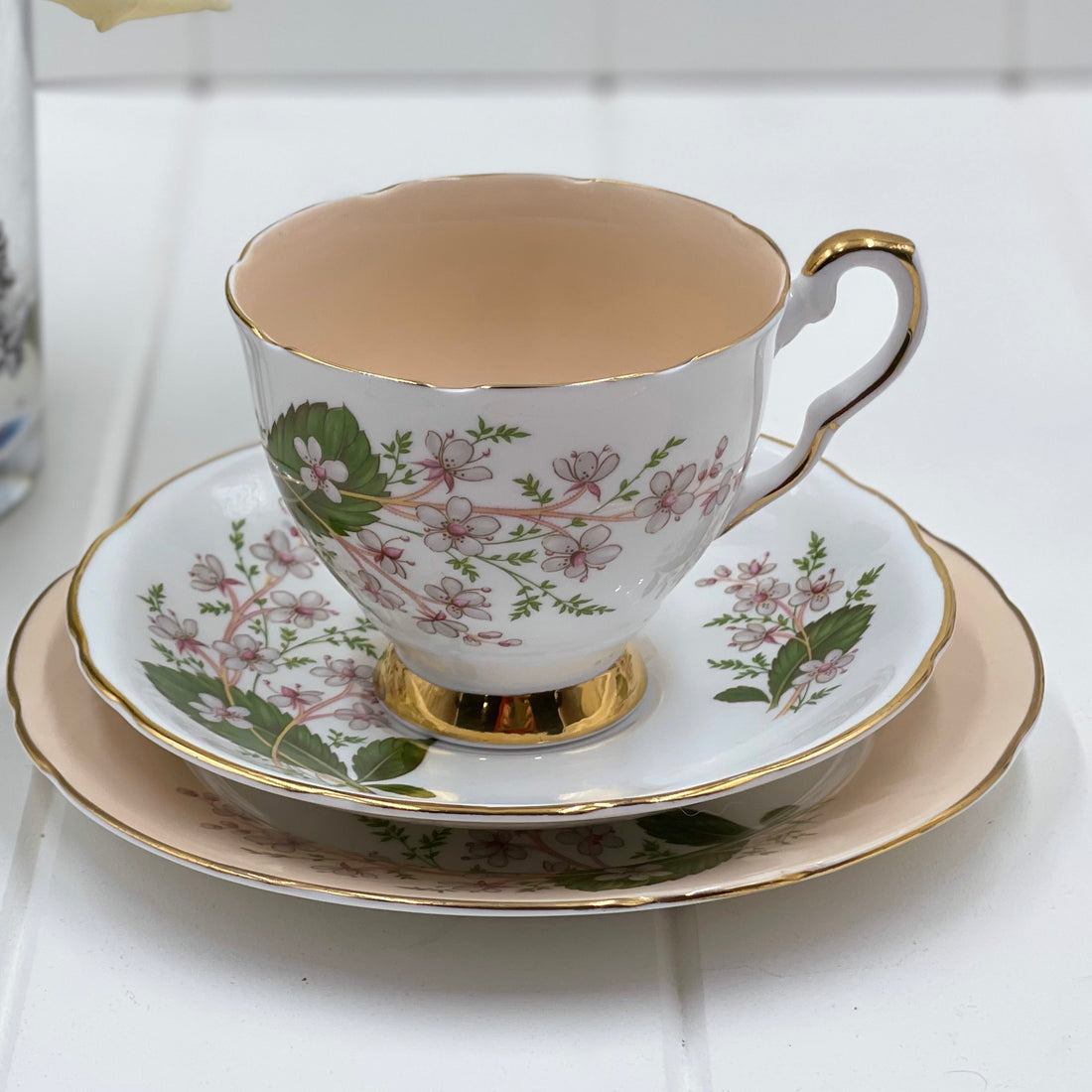 Royal Stafford Vintage London Pride Peach Colourway Trio