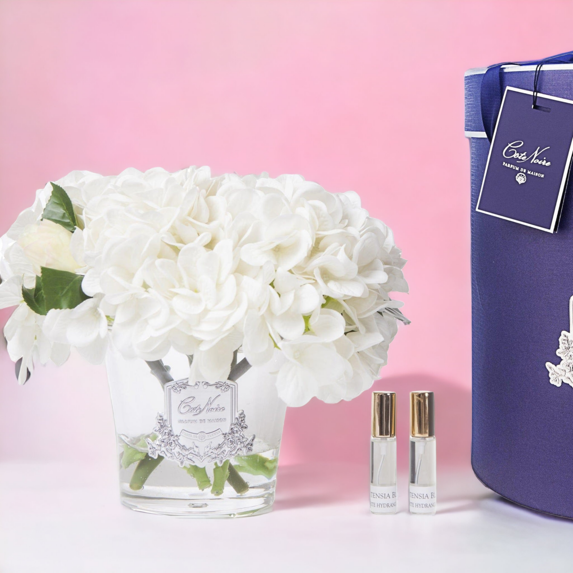 Cote Noire Hydrangeas & Rosebuds Ivory White