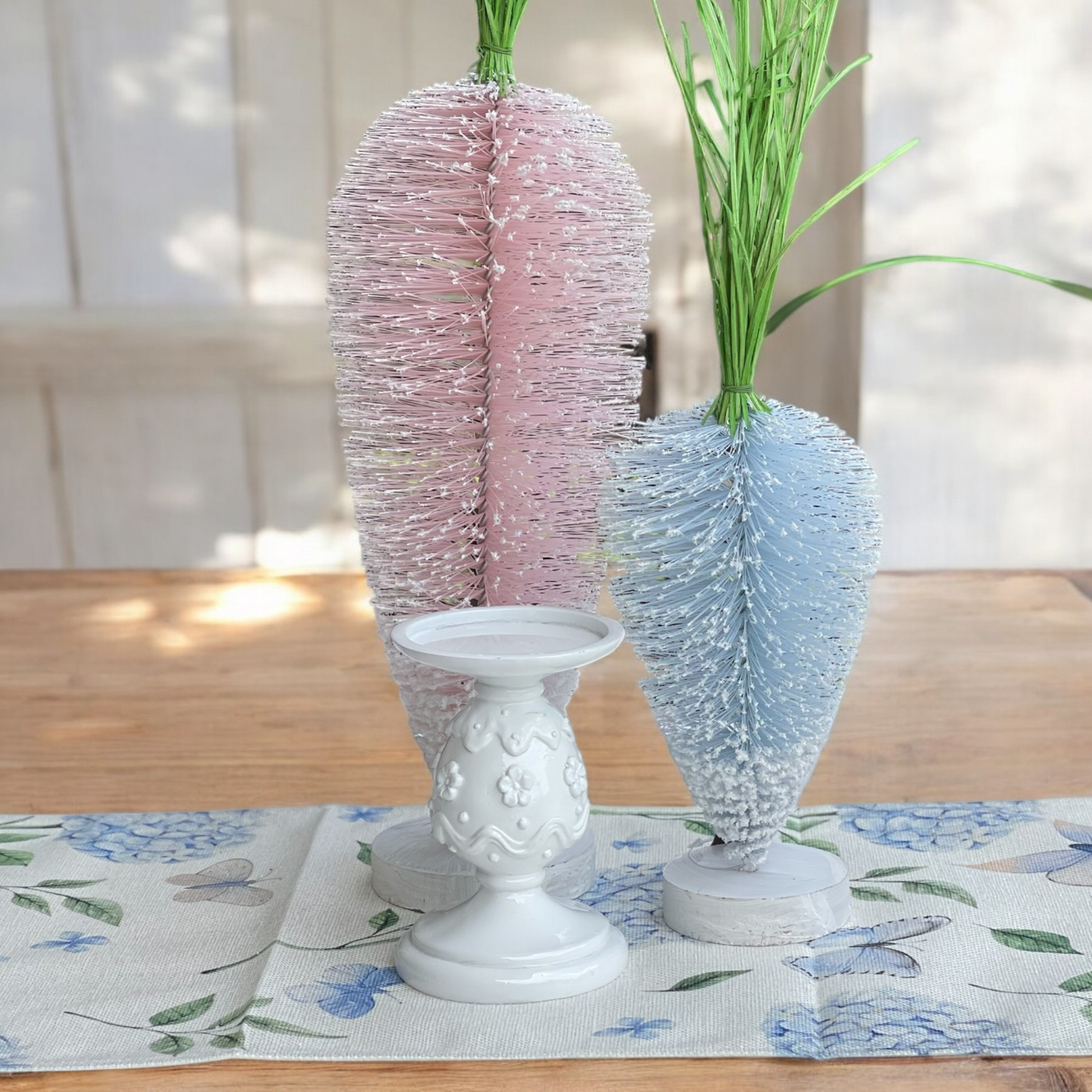 14cm White Egg Candle Holder