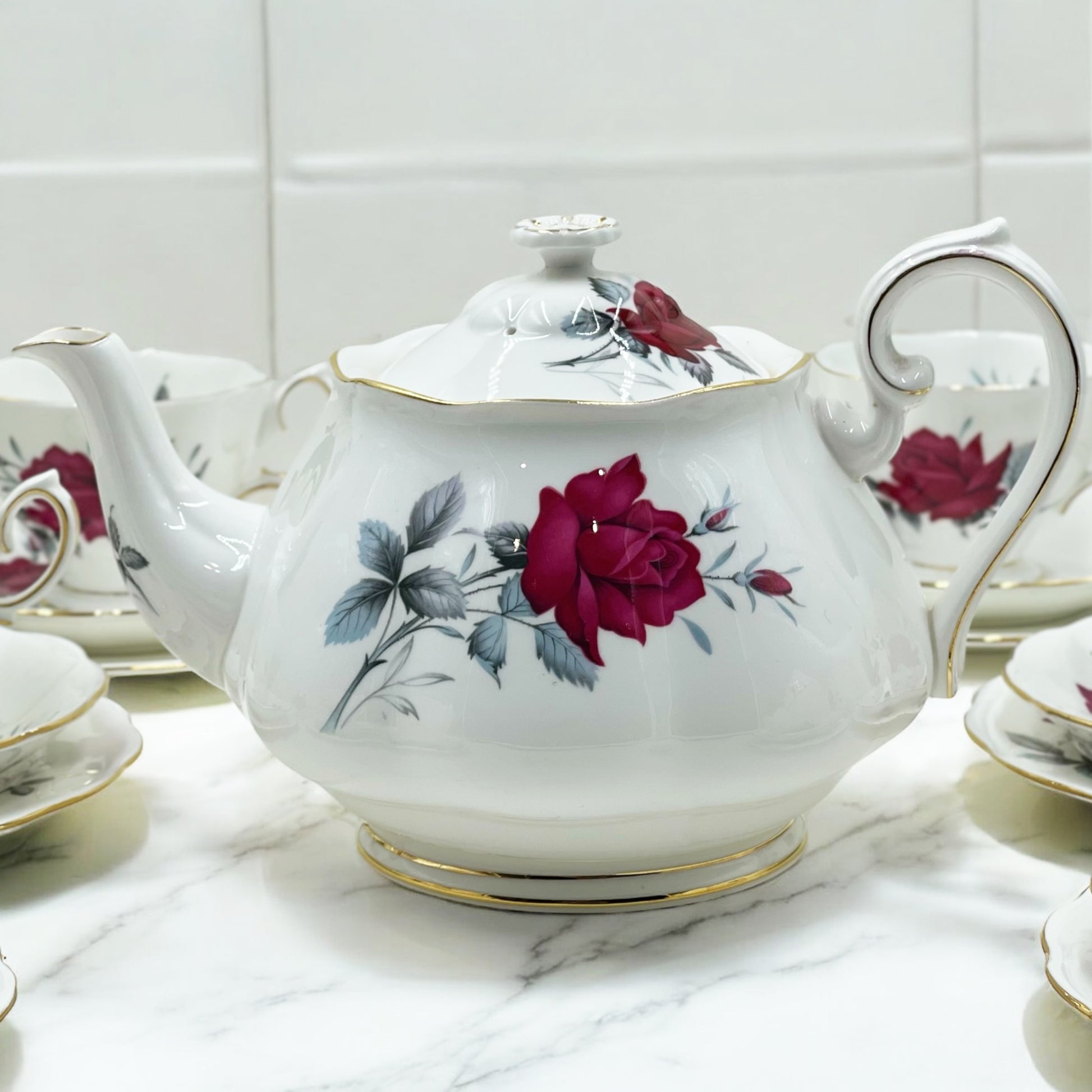 Royal Albert Sweet Romance Tea Set