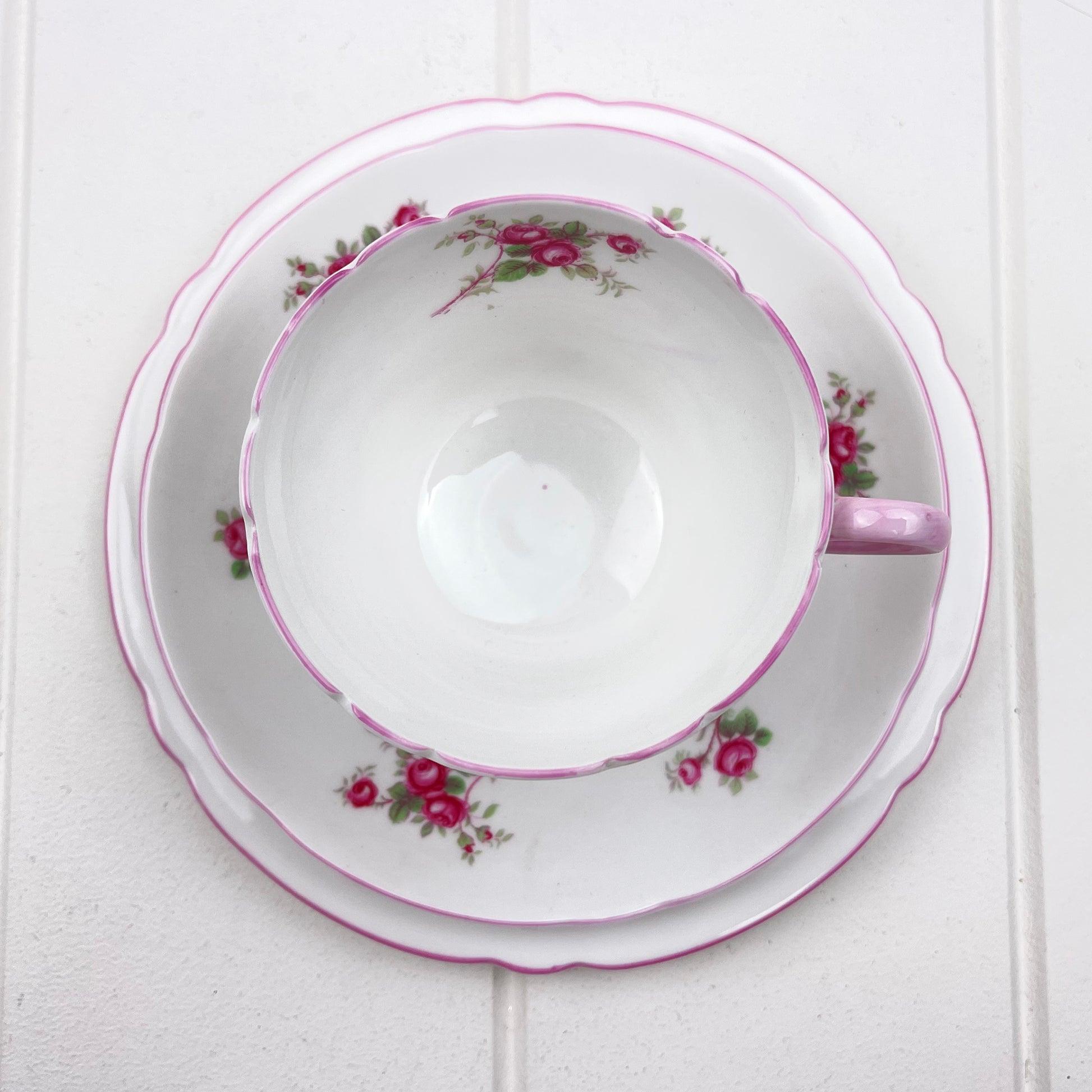 Shelley Vintage Rose Spray Trio