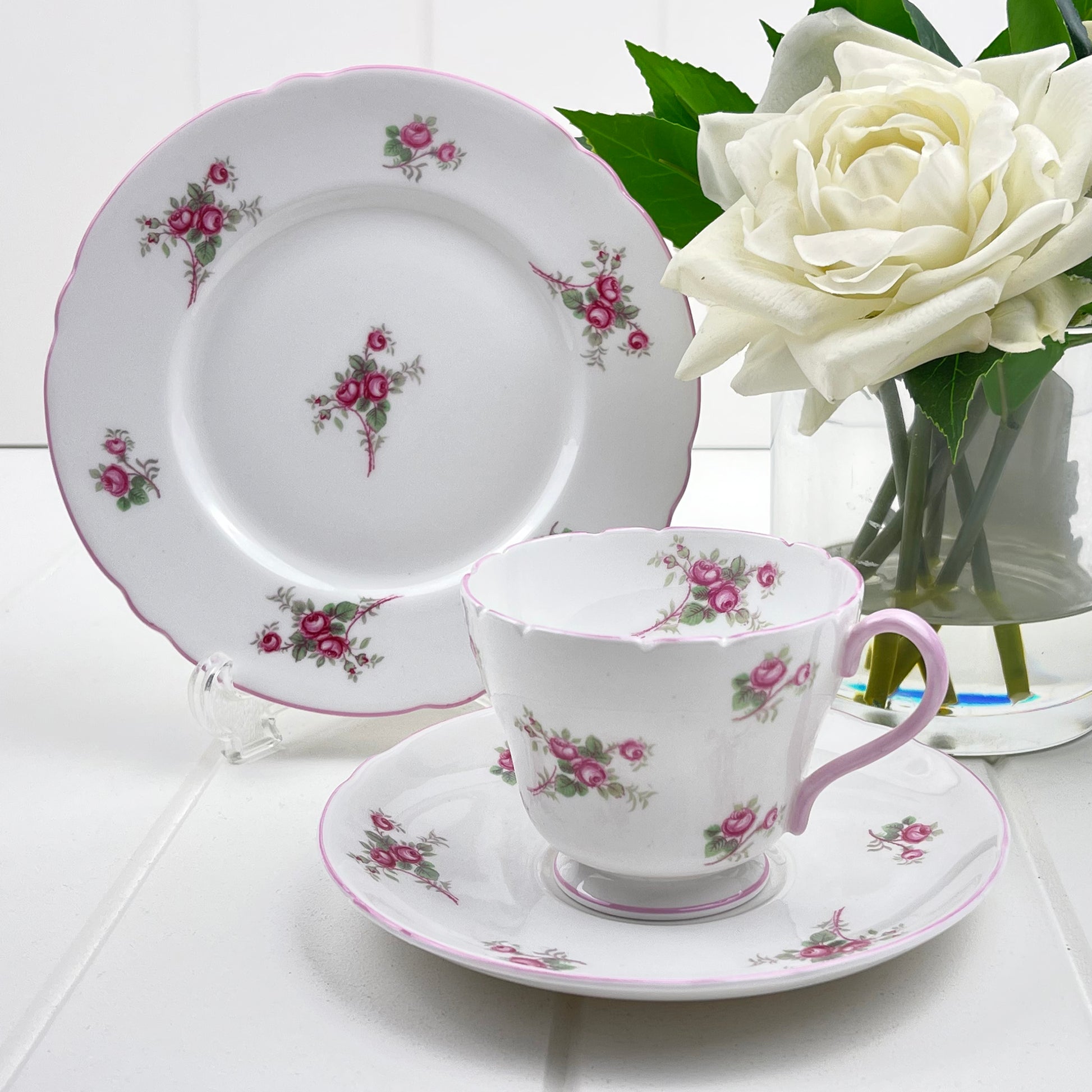 Shelley Vintage Rose Spray Trio
