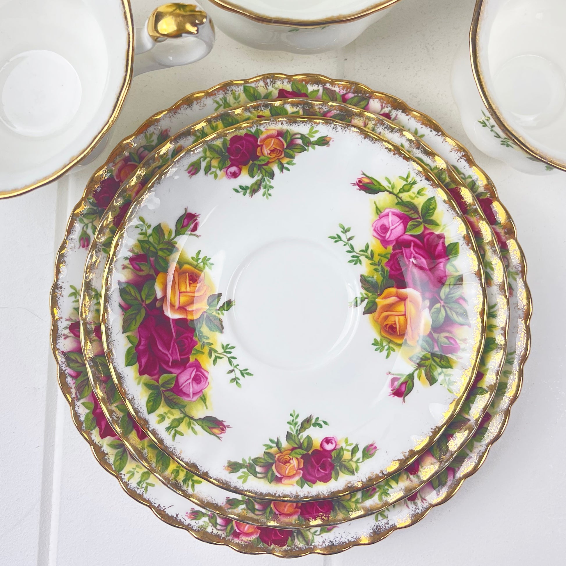 Royal Albert Vintage Old Country Roses Large Breakfast / Gentleman's Cup Duo