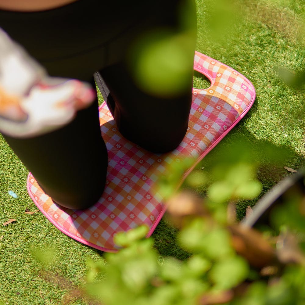 House Journey Kneeling Mat - Daisy
