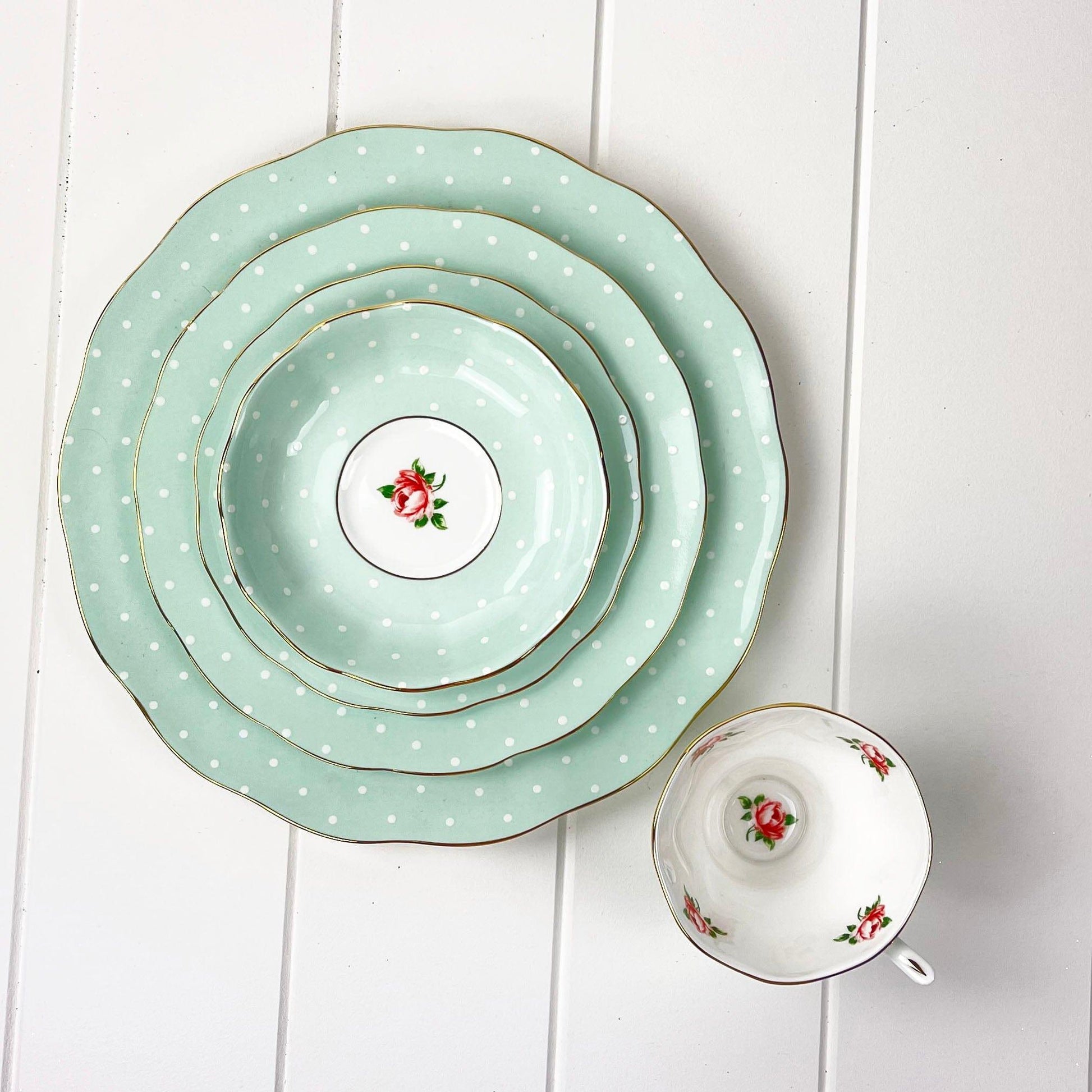 Royal Albert Cheeky Vintage Mix Polka Rose 5pc Service for One.