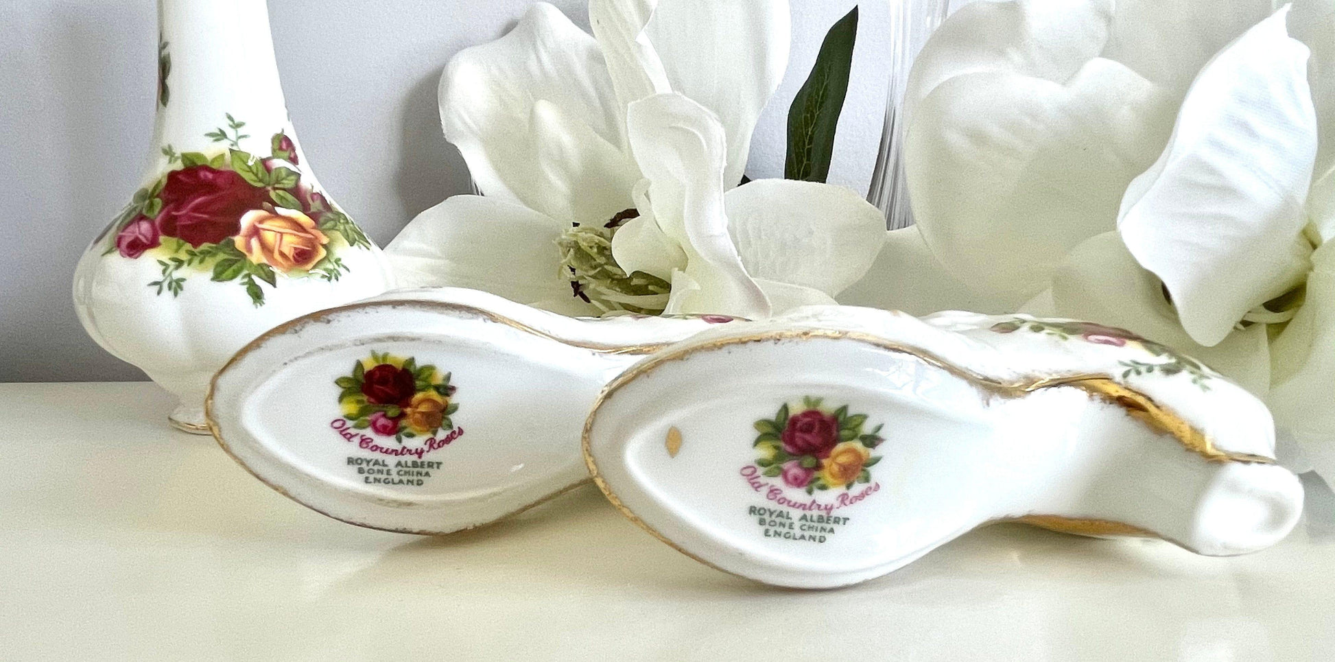 Royal Albert Old Country Roses Shoe.