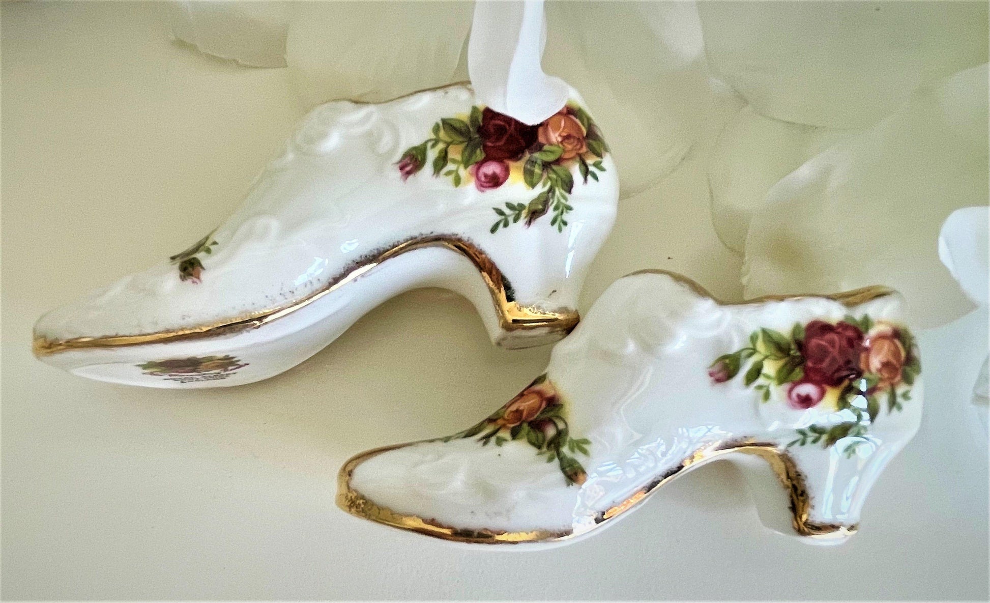 Royal Albert Old Country Roses Shoe.