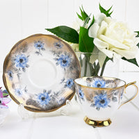 Royal Albert Bone China Royal Albert Unnamed Blue Flower, Gold Spray Duo