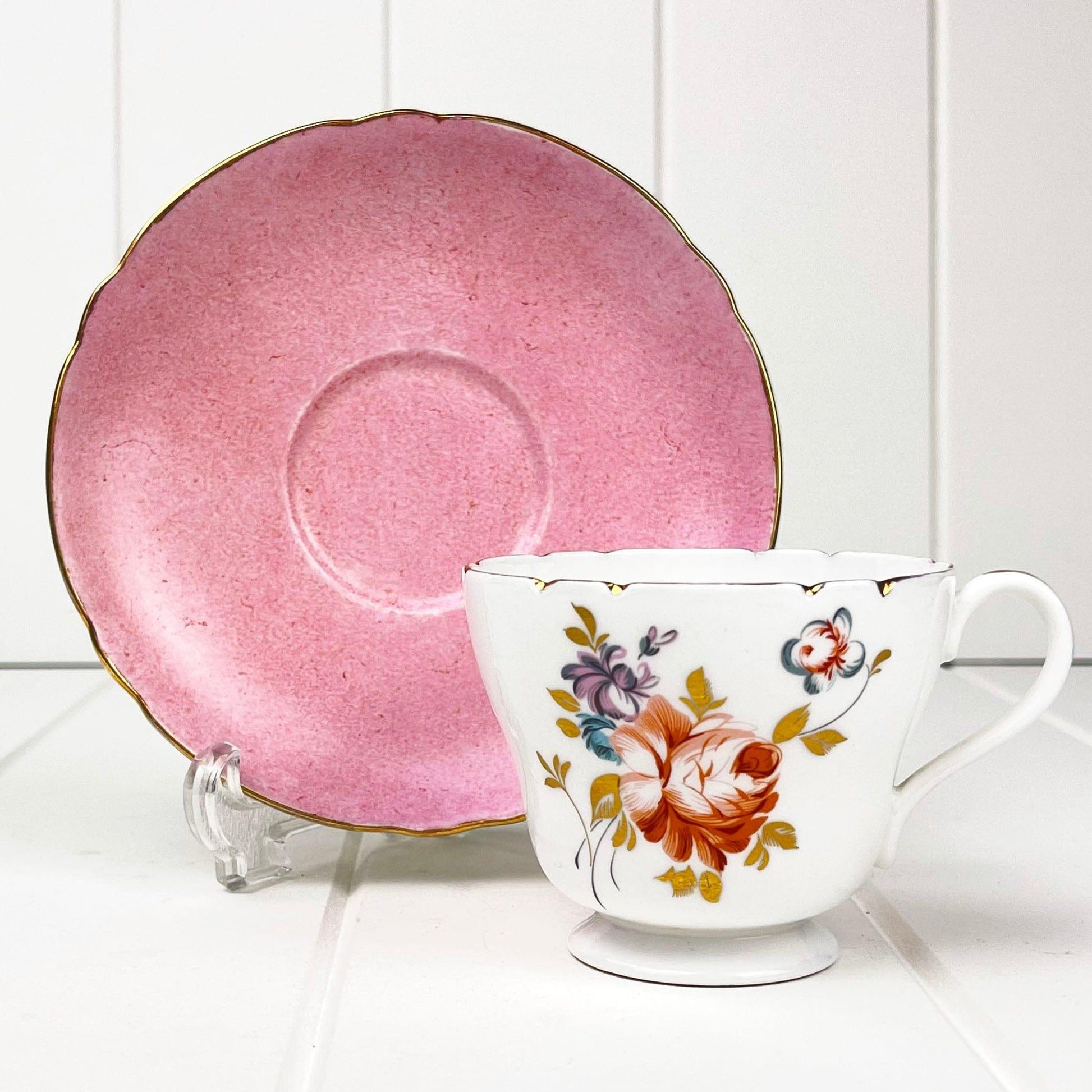 Shelley Bone China Shelley Un-named Teacup Duo