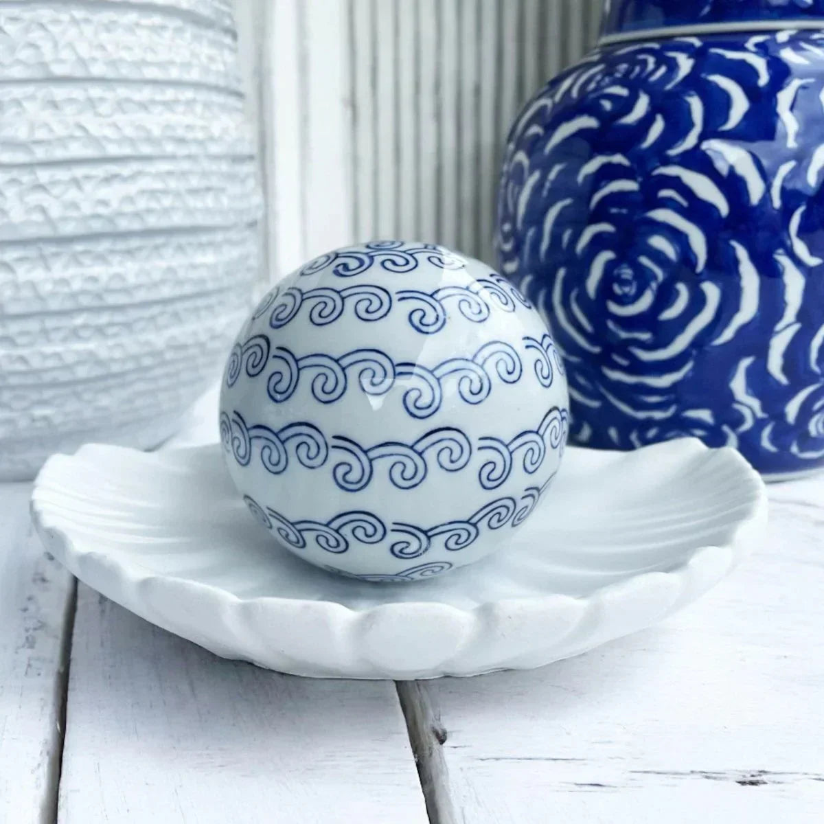 10cm Blue & White Deco Balls - Exquisite Homewares 