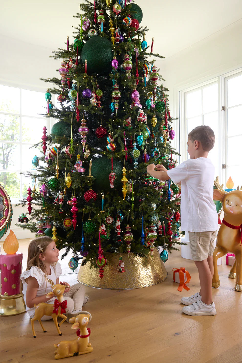 Standing Retro Reindeer With Bow  20.5x12.5x31cm