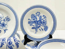 Load image into Gallery viewer, Royal Doulton Blue Botanic 20-Piece Dinner Set
