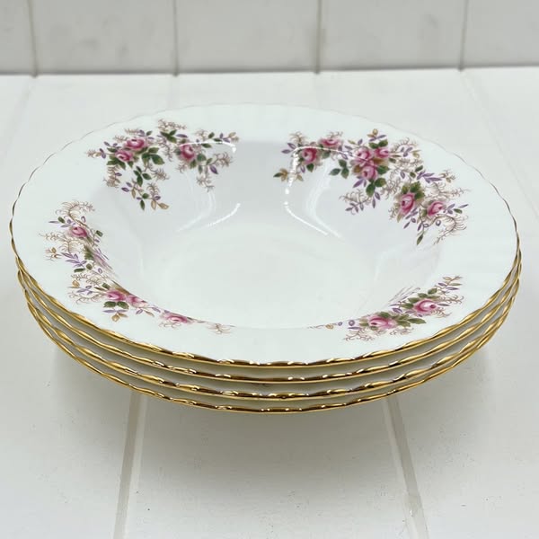 Royal Albert Lavender Rose Rimmed Bowl