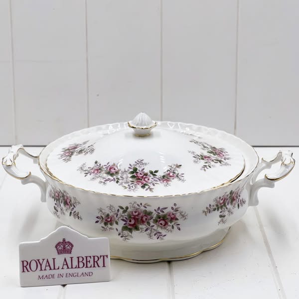 Royal Albert Lavender Rose Vegetable Tureen