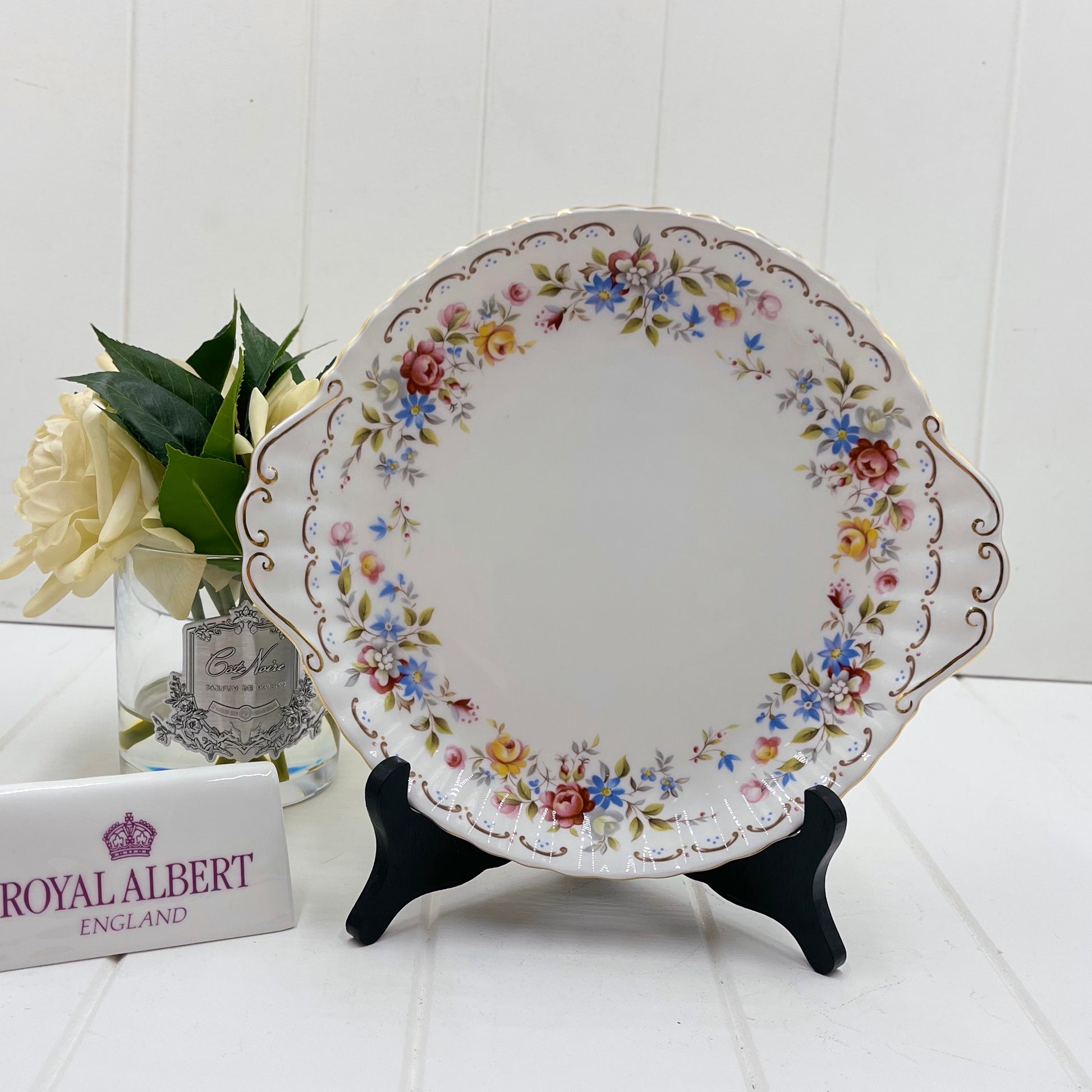 Royal Albert Vintage Jubilee Rose Tabbed Cake Plate