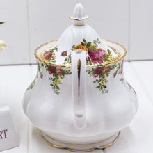 Load image into Gallery viewer, Royal Albert Vintage Old Country Roses Large Teapot
