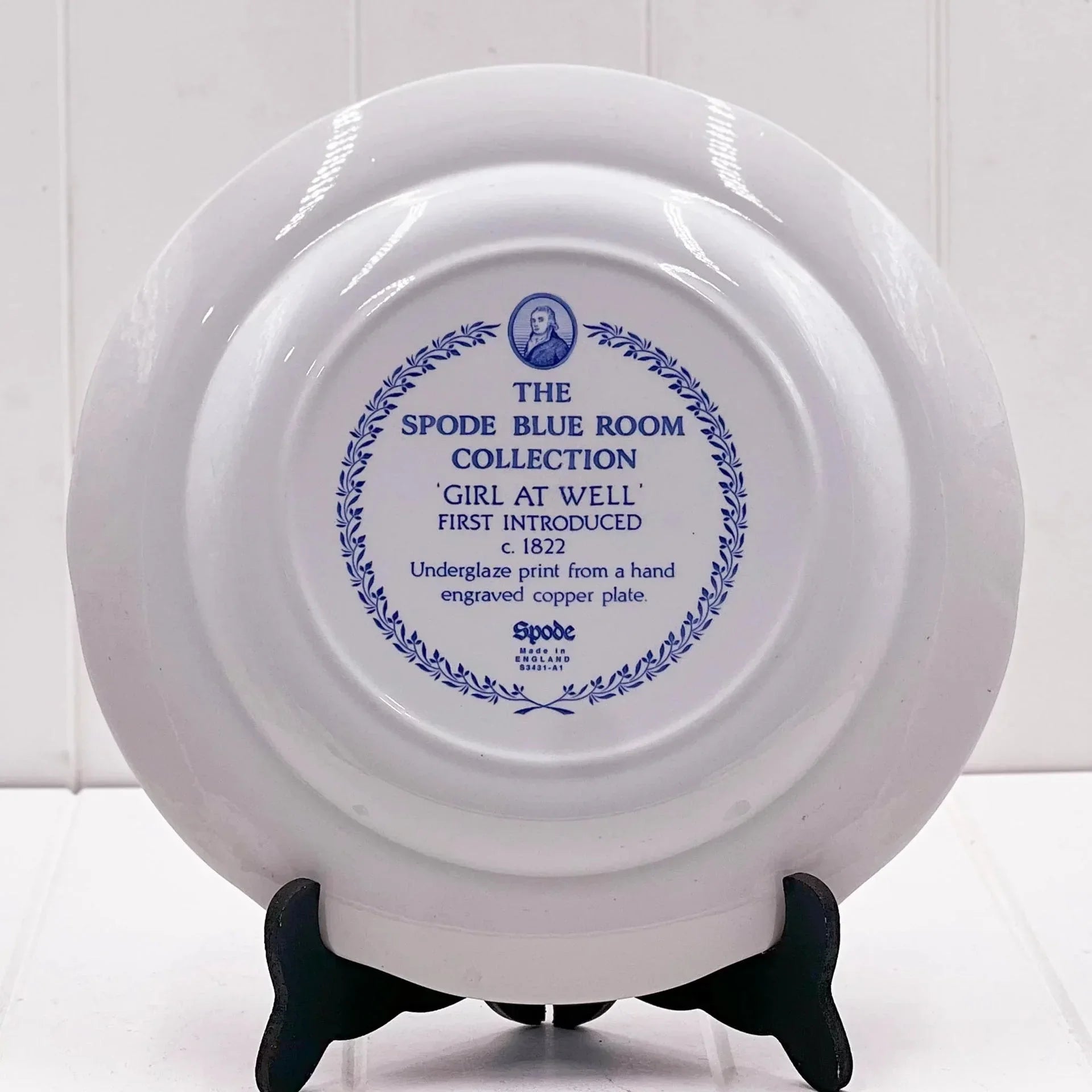 Spode Blue Room Collection Girl at Well Plate - Georgian Transferware 26cm