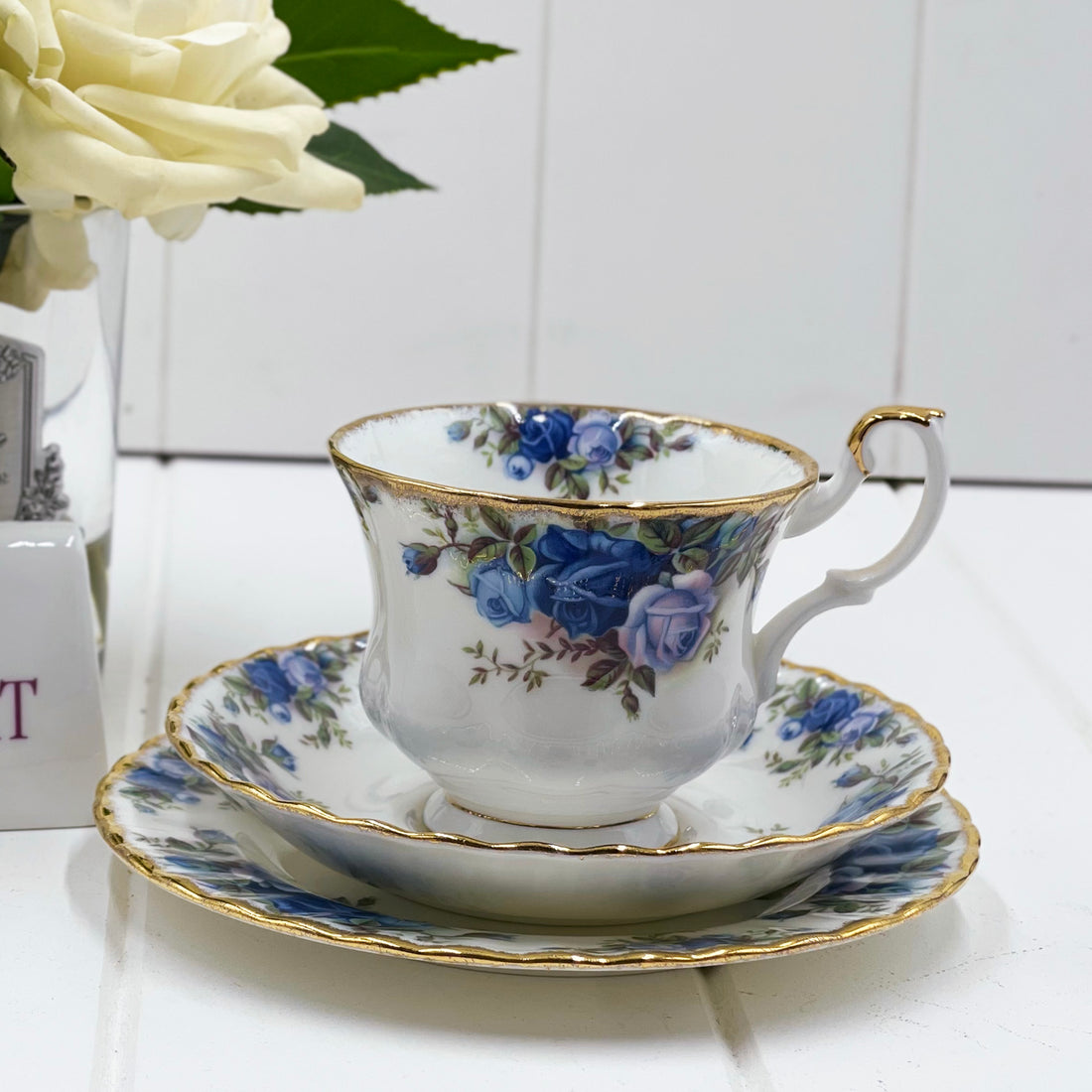 Royal Albert Vintage Moonlight Rose Trio