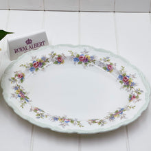 Load image into Gallery viewer, Royal Albert Vintage Colleen Platter
