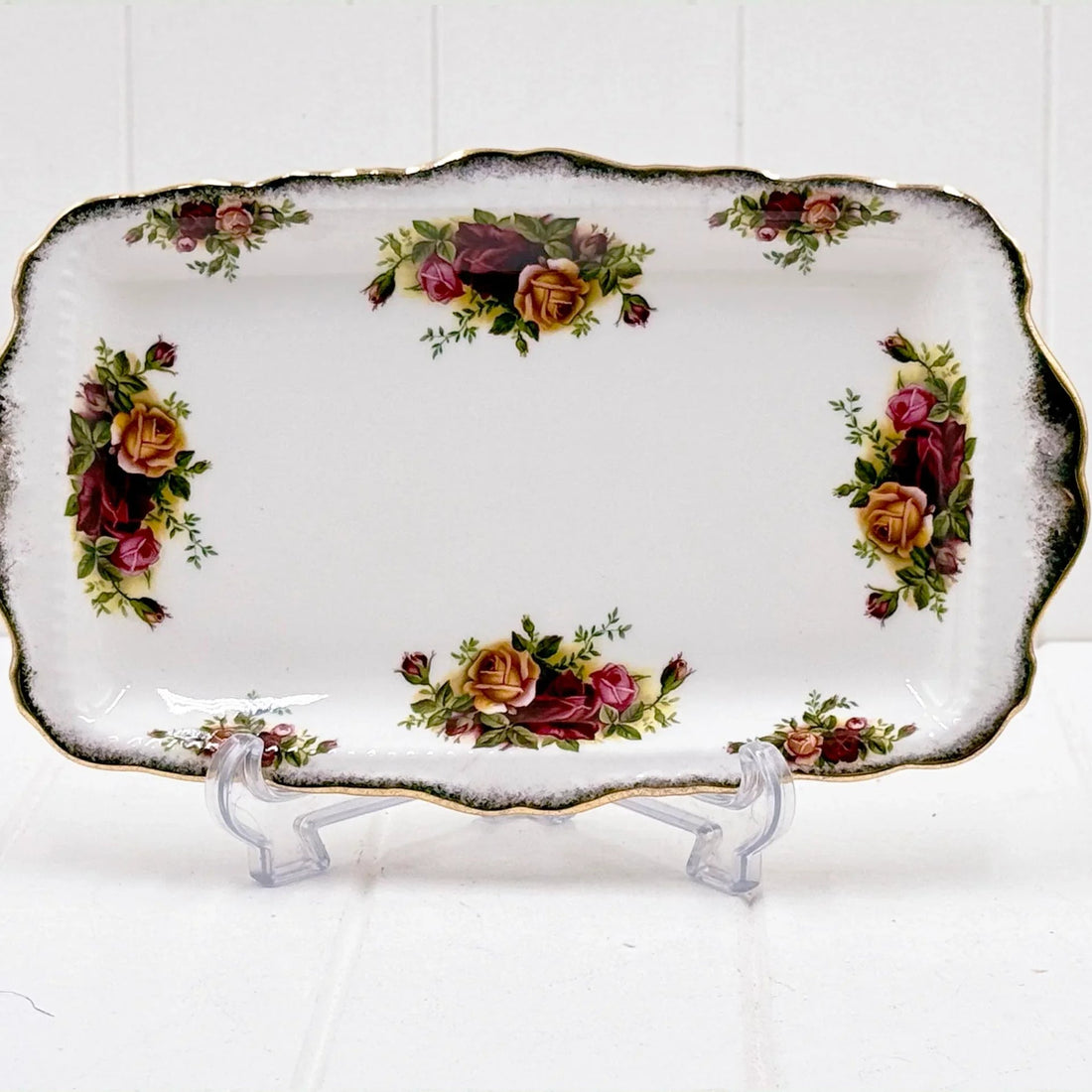 Royal Albert Vintage Old Country Roses Sandwich Tray