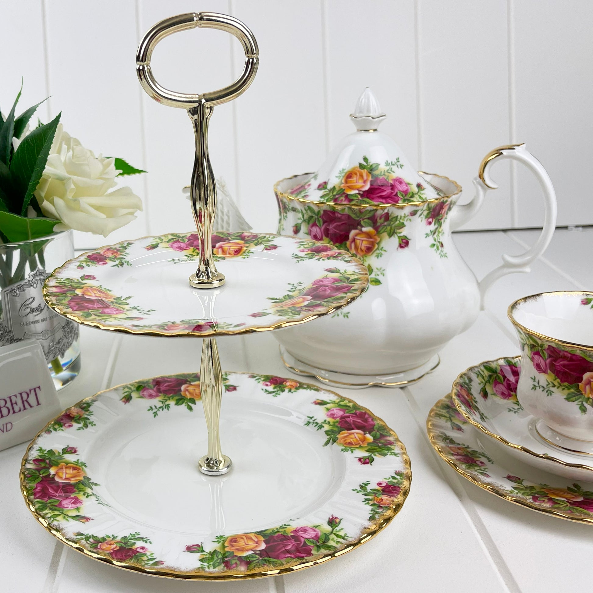 Royal Albert Vintage Old Country Roses Two Tier Cake Stand