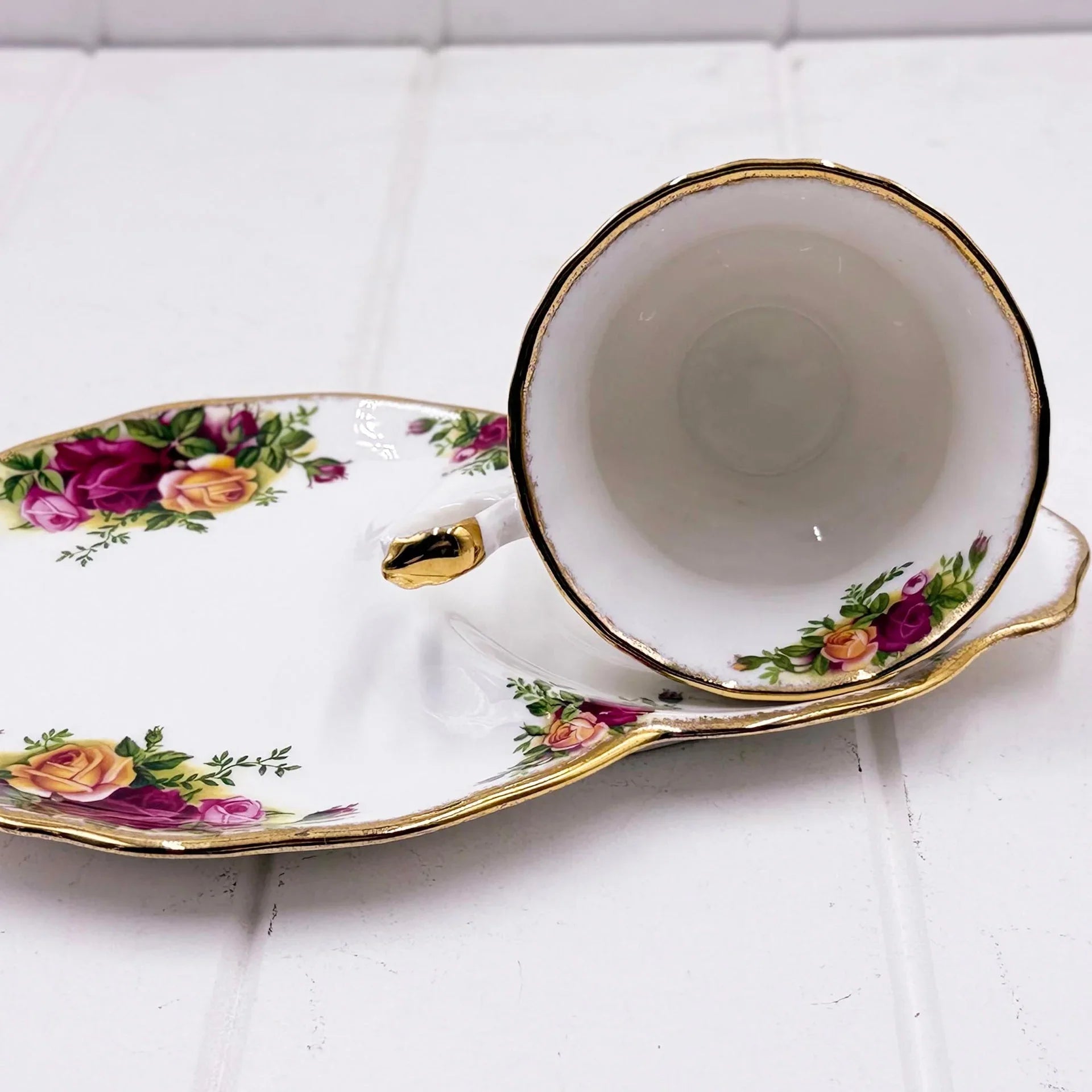 Royal Albert Old Country Roses Tennis Set