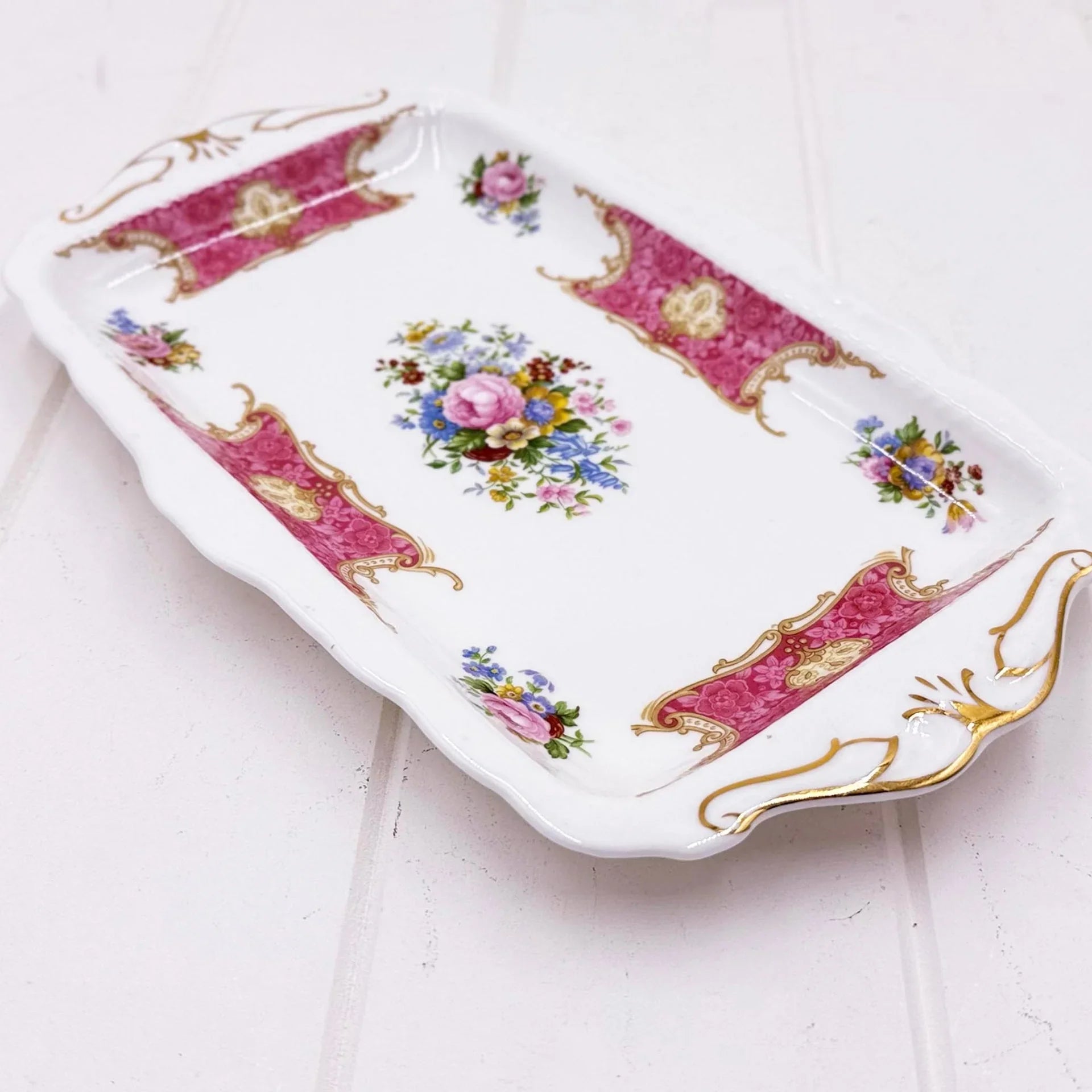Royal Albert Lady Carlyle Sandwich Tray