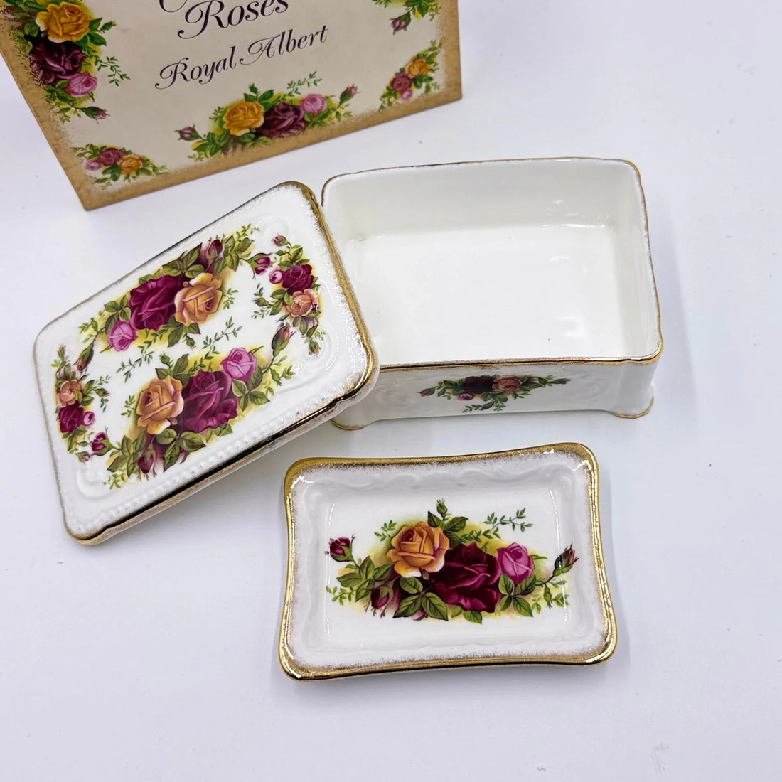 Royal Albert Old Country Roses Cigarette Box