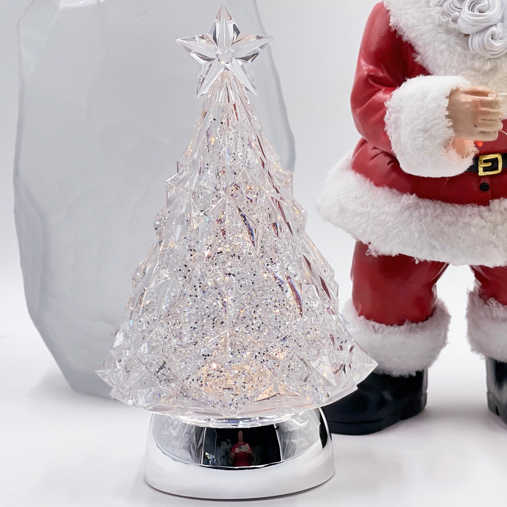 Light-Up Glitter Water Globe Tree