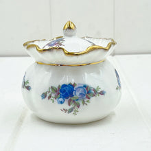 Load image into Gallery viewer, Royal Albert Moonlight Rose Dorothy Pot
