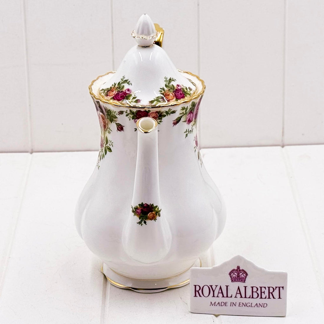 Royal Albert Old Country Roses Coffee Pot — Large 26cm, Vintage Bone China, Made in England