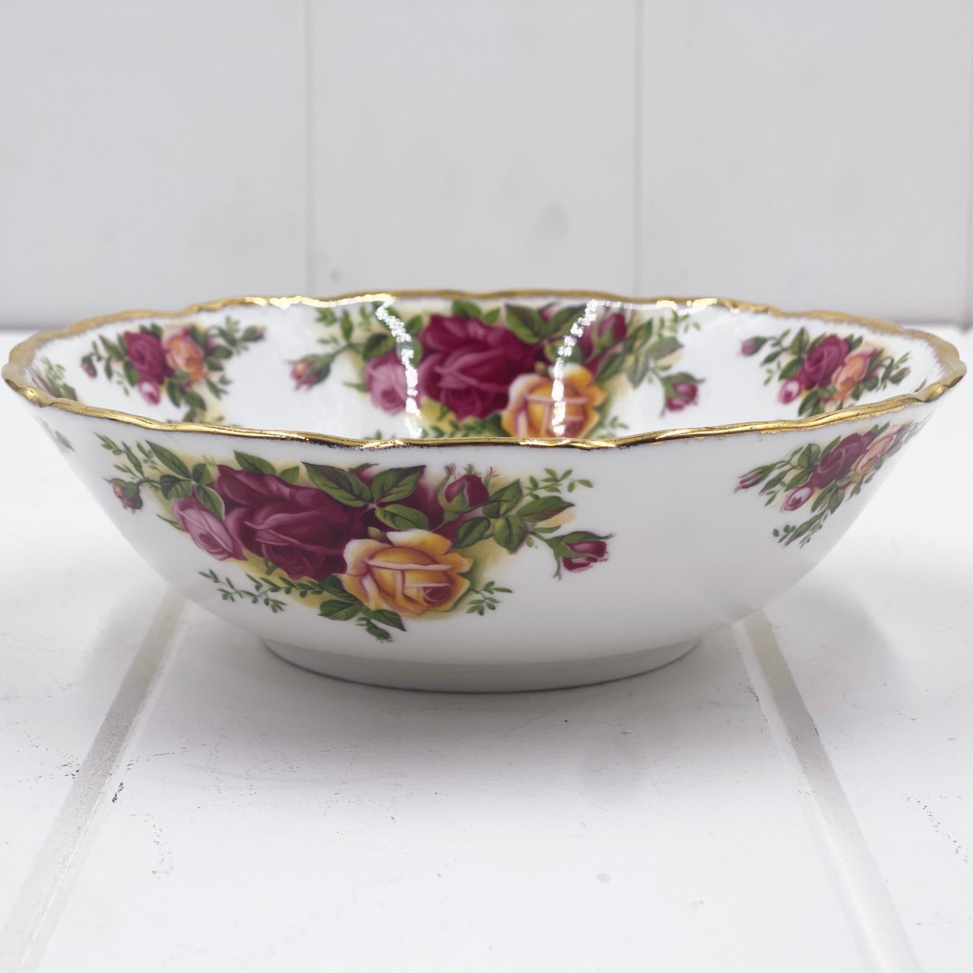 Royal Albert Old Country Roses Bowl