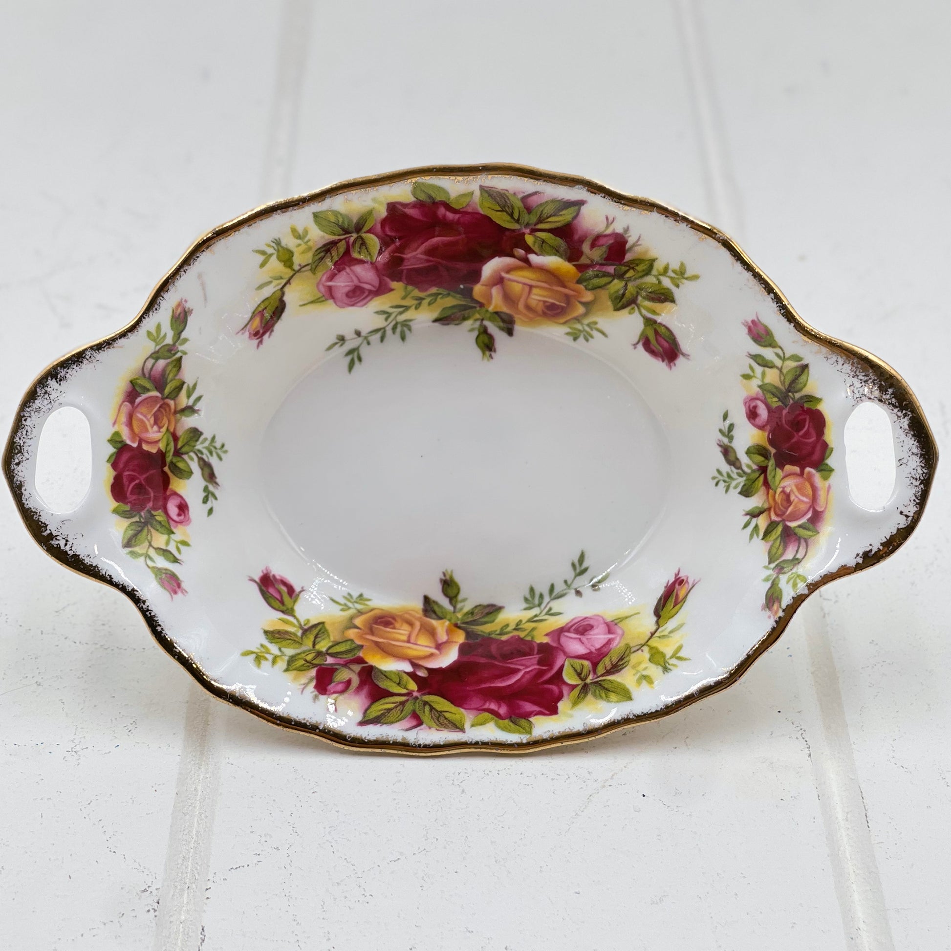 Royal Albert Old Country Pickle Dish