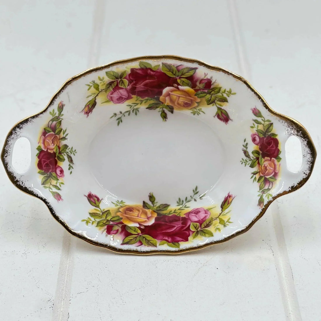 Royal Albert Old Country Pickle Dish - Exquisite Homewares 