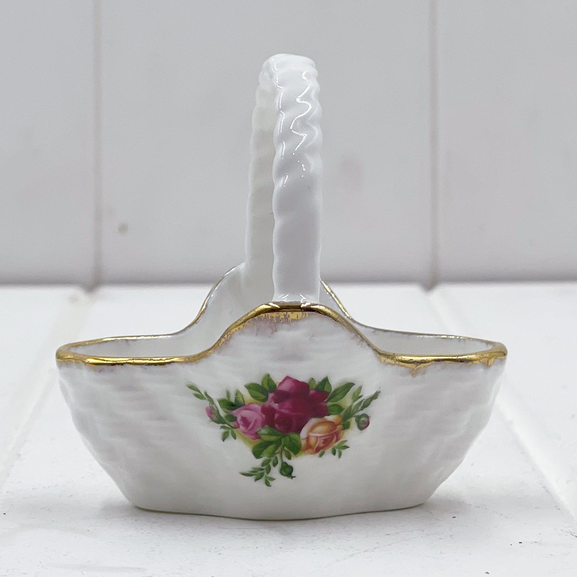 Royal Albert Old Country Roses Basket