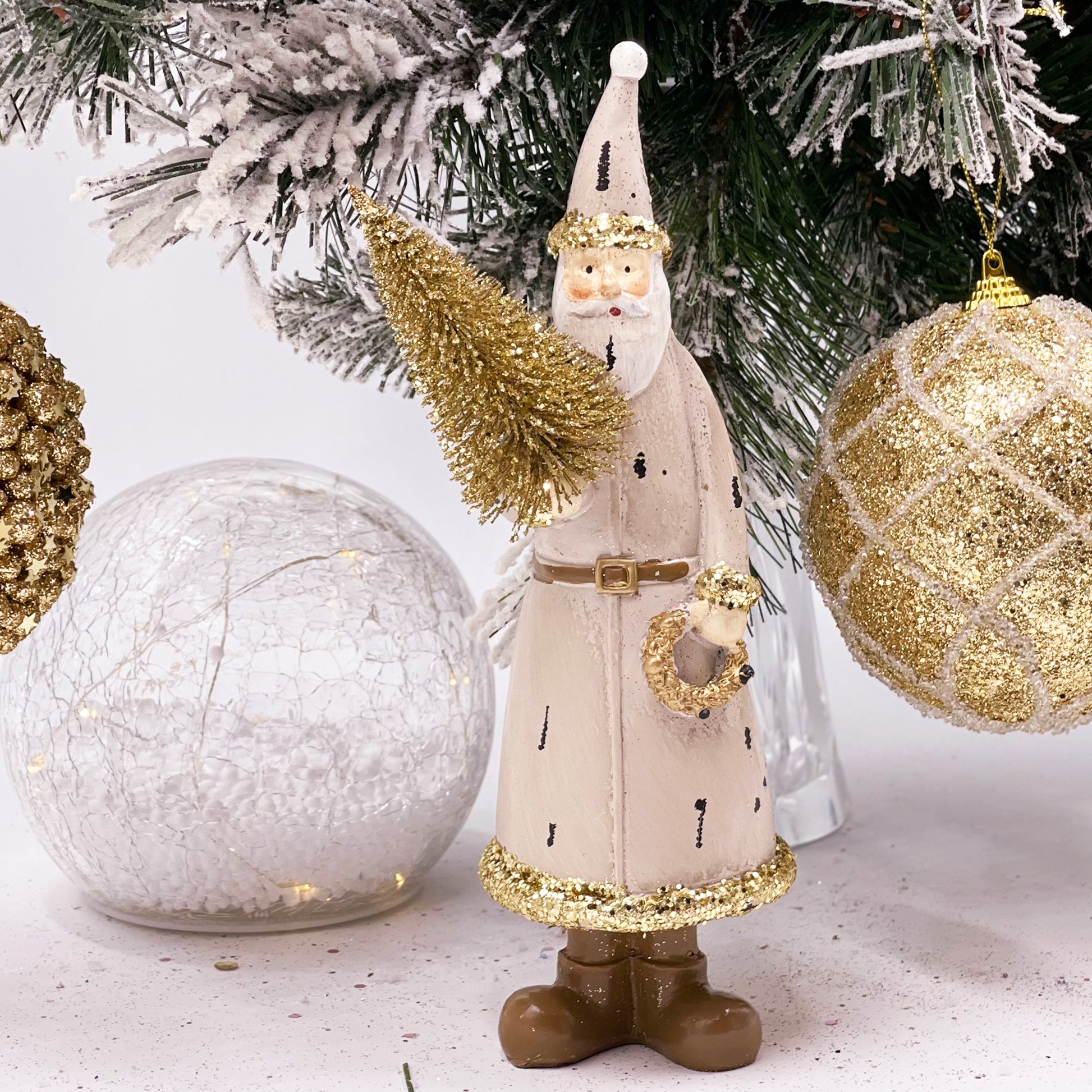 22.5cm Gold Santa With Tree