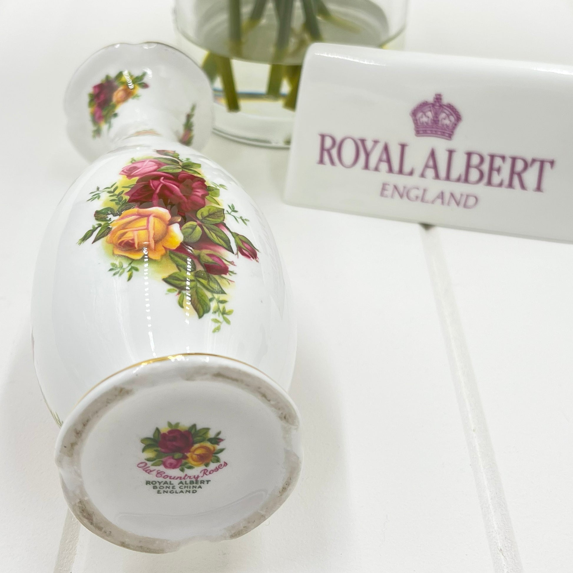 Royal Albert Vintage Old Country Roses Stem Vase