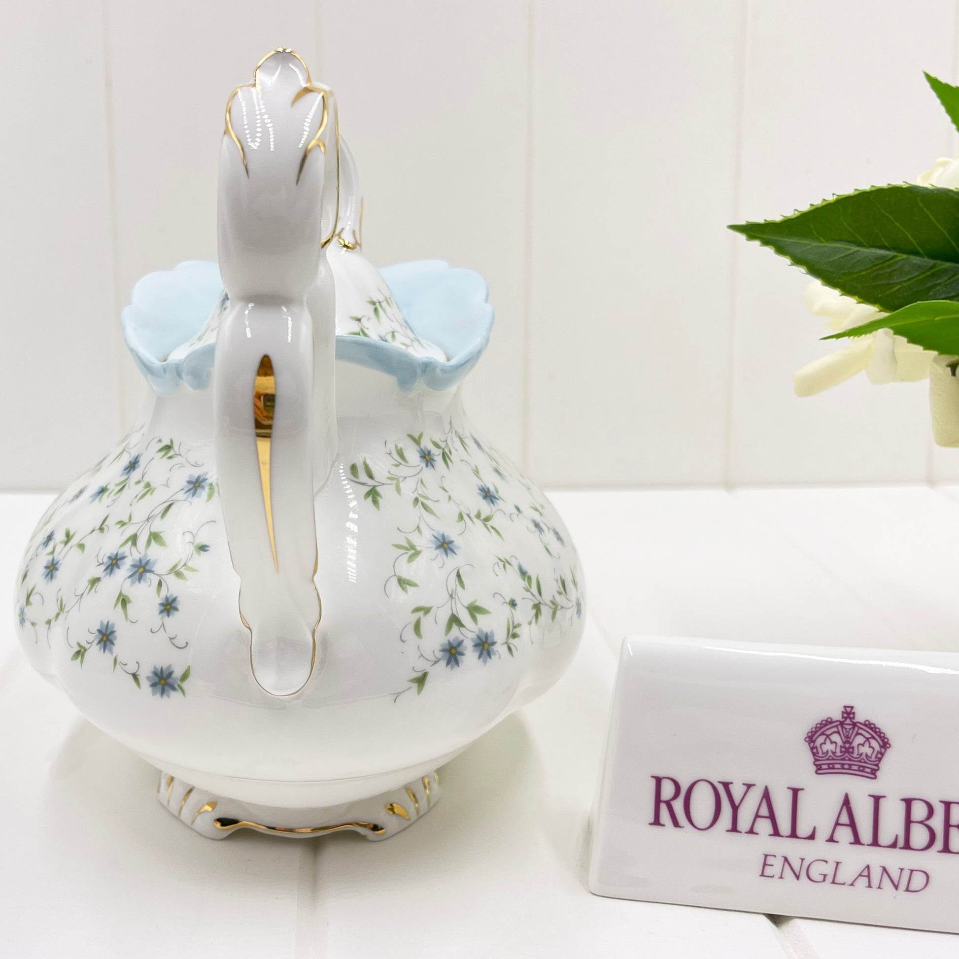Royal Albert Vintage Caroline Teapot