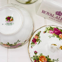 Royal Albert Vintage Old Country Roses Lidded Bowl