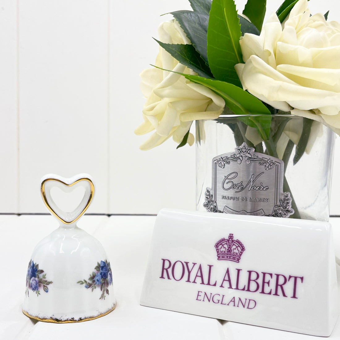 Royal Albert Vintage Moonlight Rose Bell