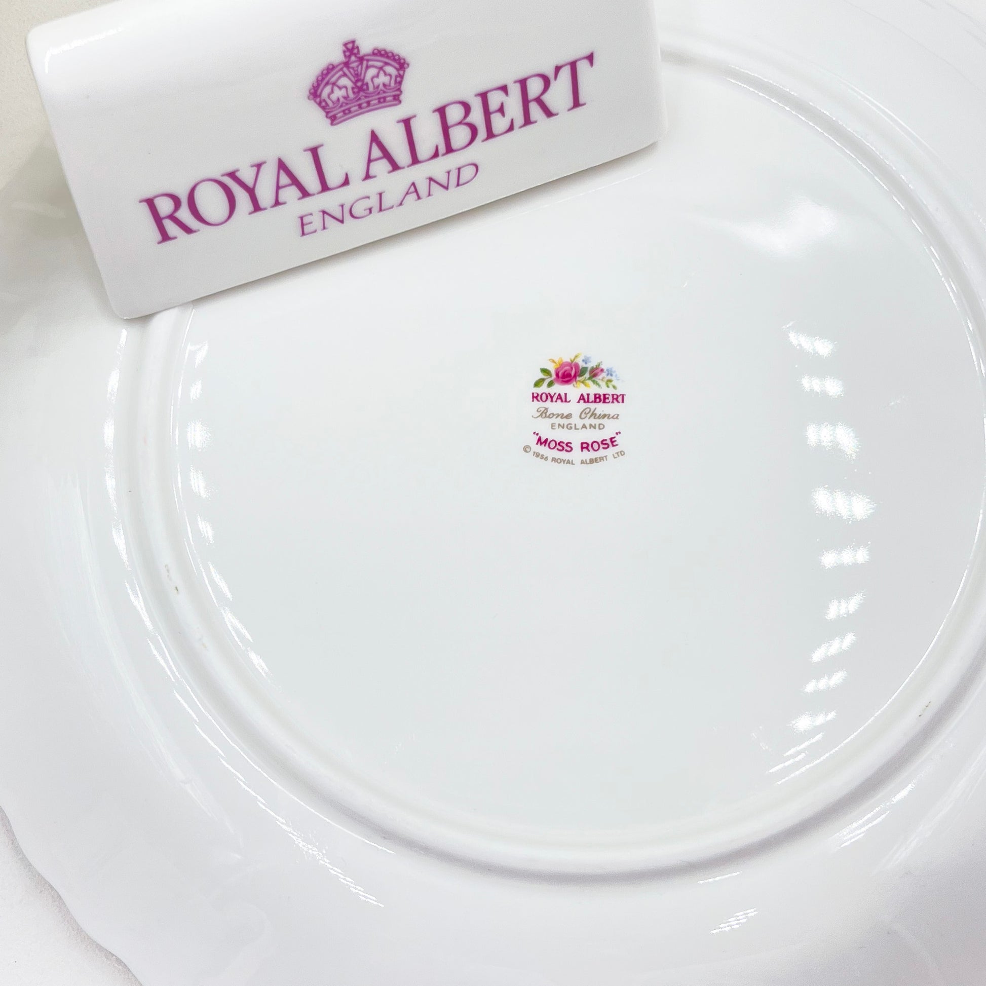 Royal Albert Vintage Moss Rose Large Tabbed Cake Plate