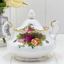 Load image into Gallery viewer, Royal Albert Old Country Roses Covered Sugar Bowl
