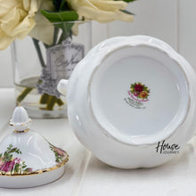 Load image into Gallery viewer, Royal Albert Old Country Roses Covered Sugar Bowl
