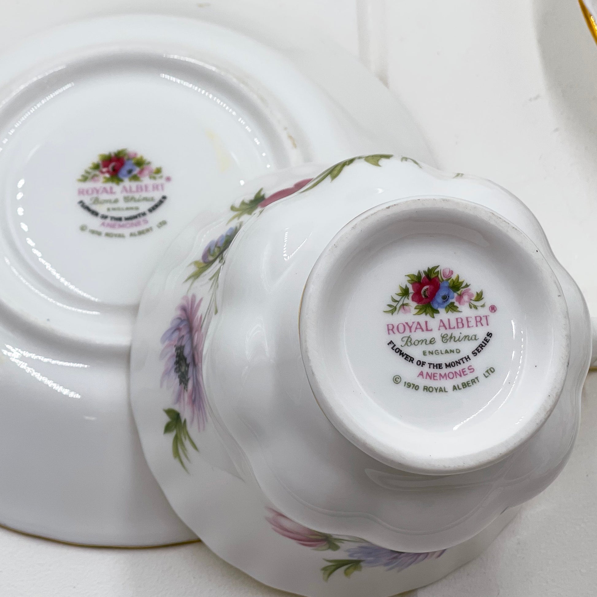Royal Albert Vintage Flower of the Month March Anemones Duo