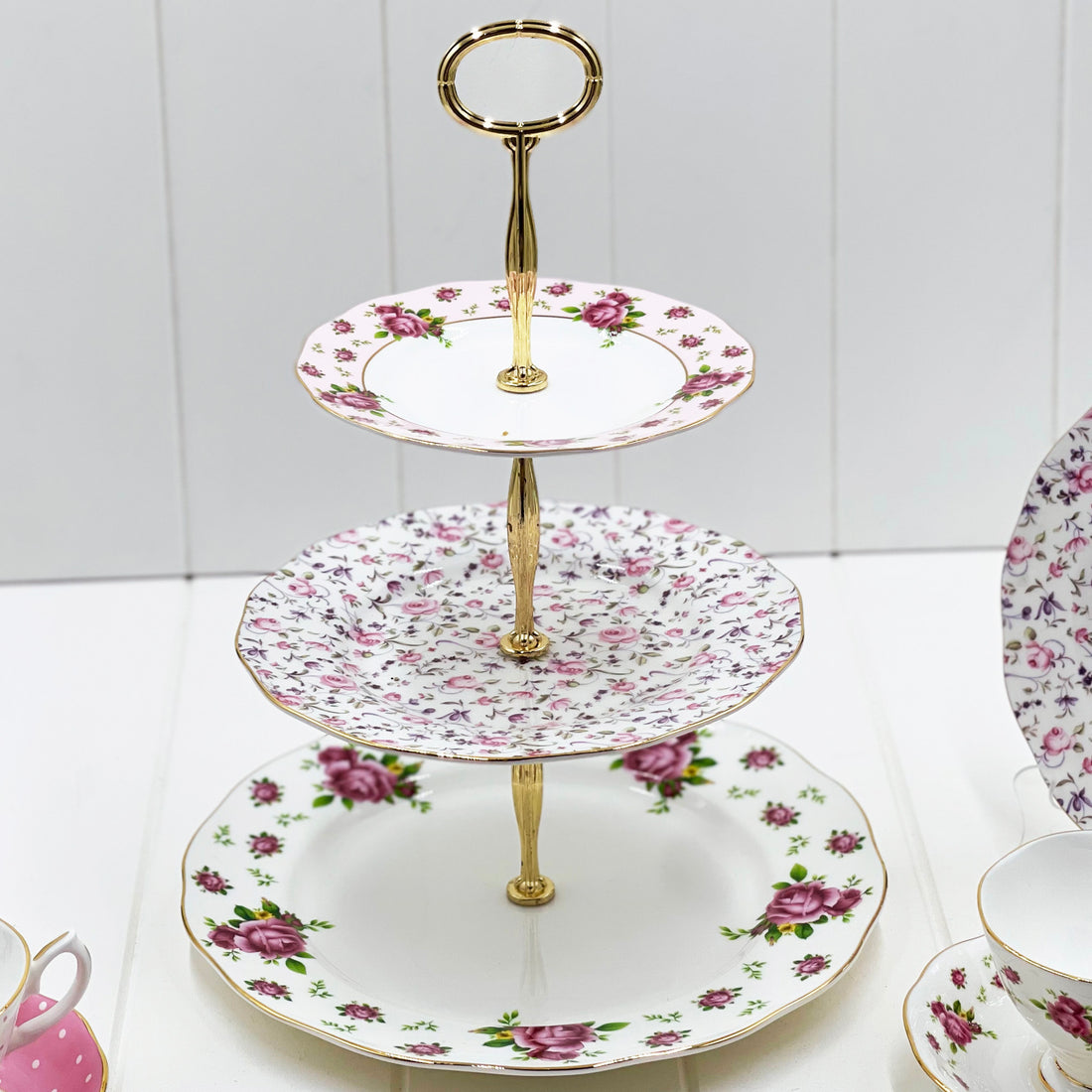 Royal Albert New Country Roses 3-Tier Cake Stand