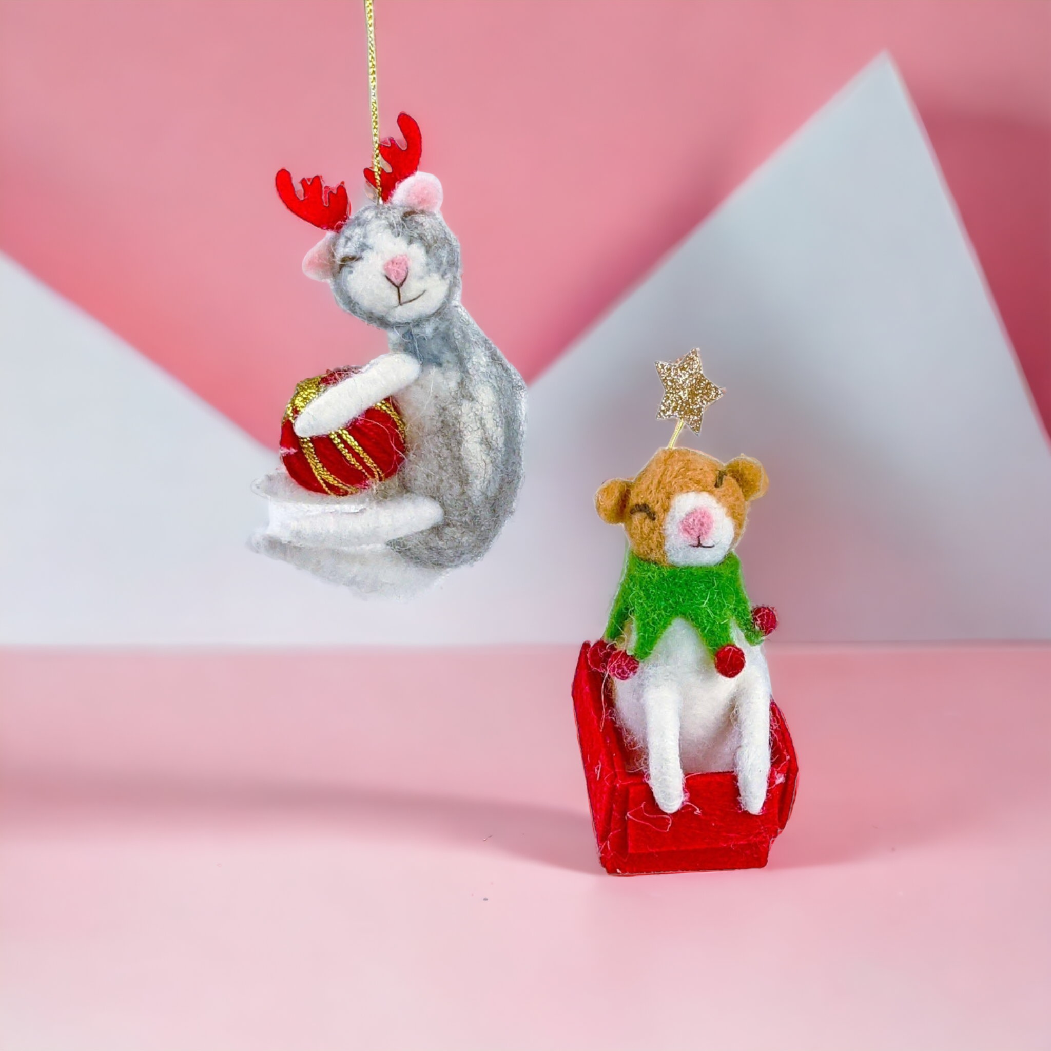 Playful Christmas Cats Hanging Decorations
