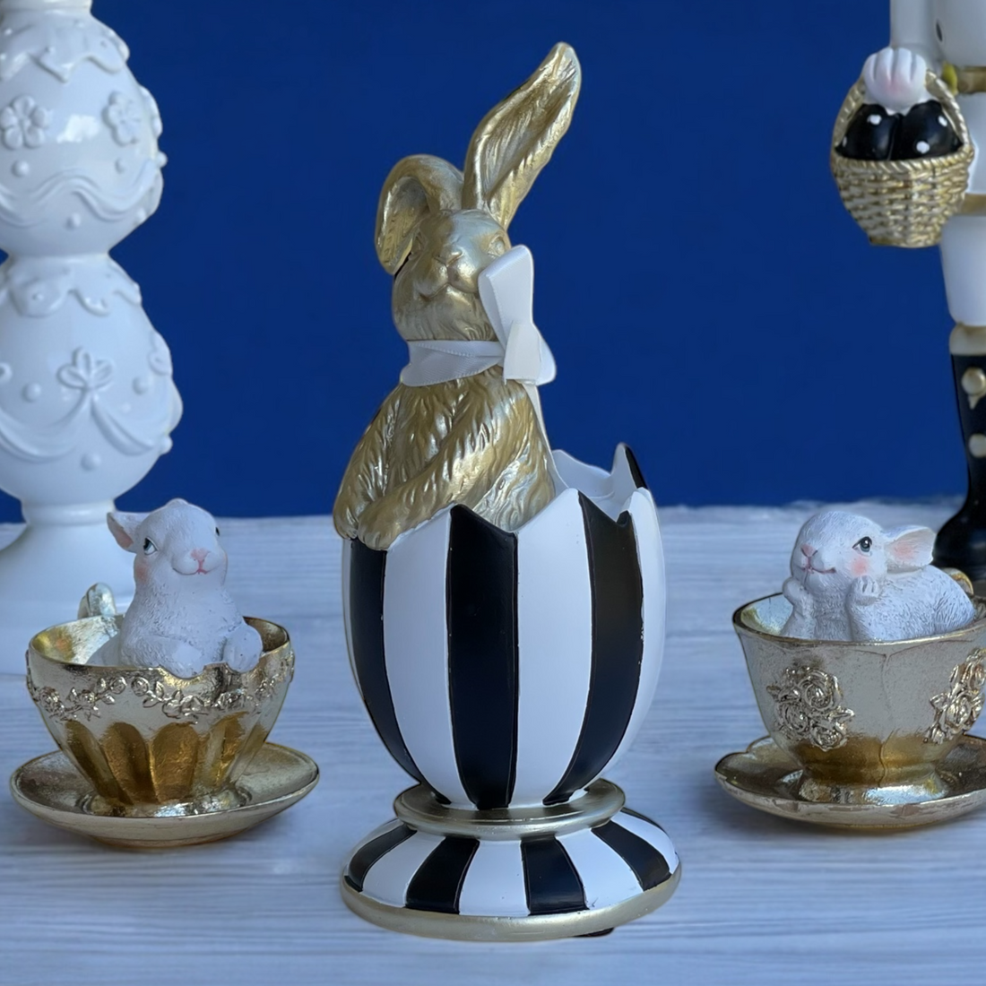 19cm Black & White Striped Luxe Egg